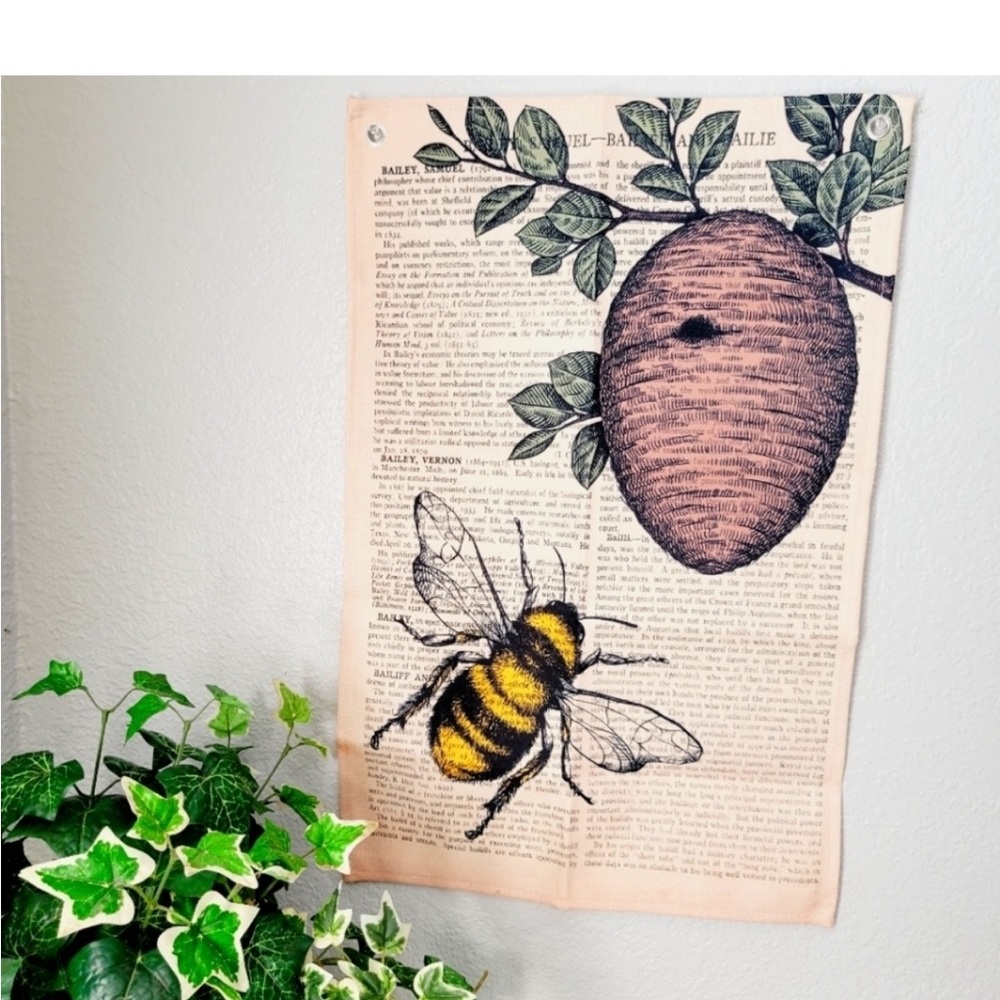Bee Tapestry Metal Rings Wall Tapestry Vintage Page Bee and Beehive Boho Rustic